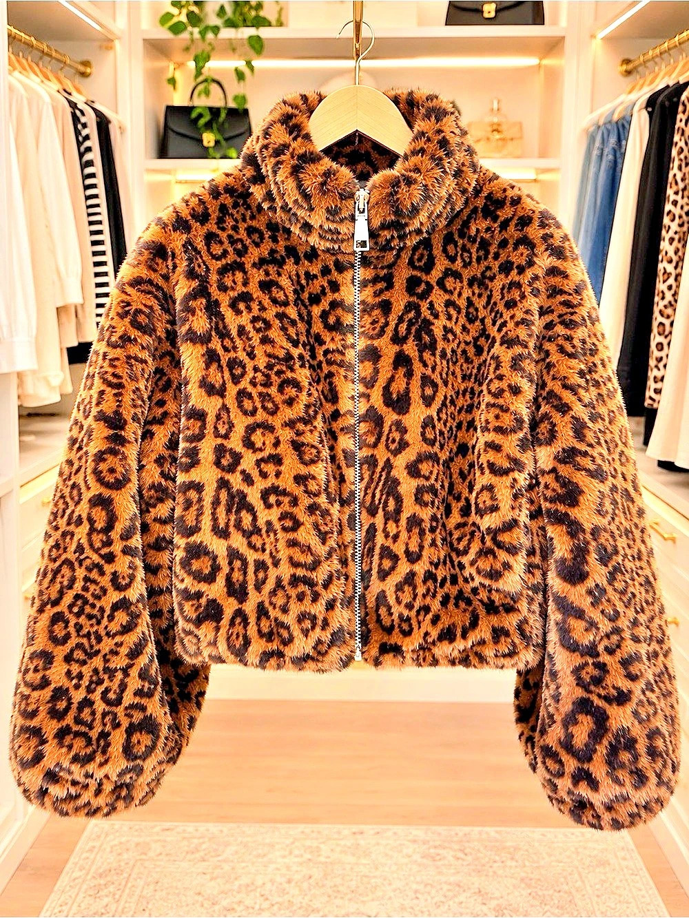 Rebecca Minkoff Leopard Vegan Faux Fur Cropped Jacket – Size M 🐆✨